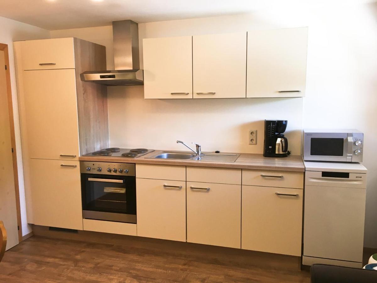 Peterlerhof Apartment Тукс Екстериор снимка