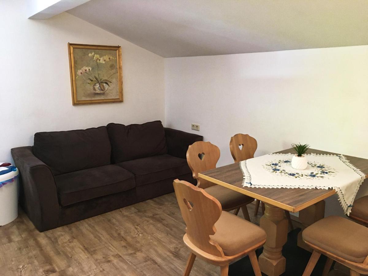 Peterlerhof Apartment Тукс Екстериор снимка