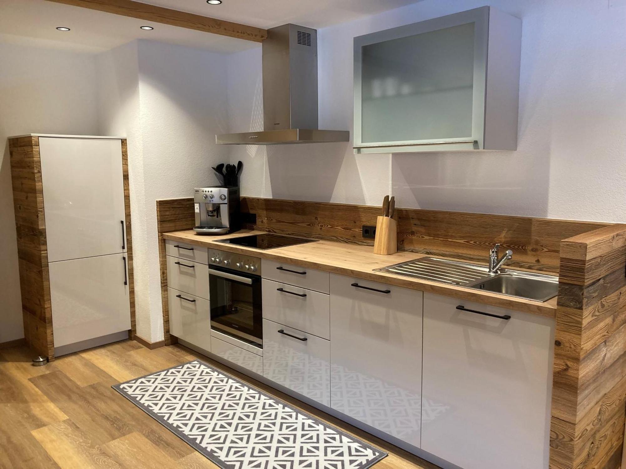 Peterlerhof Apartment Тукс Екстериор снимка