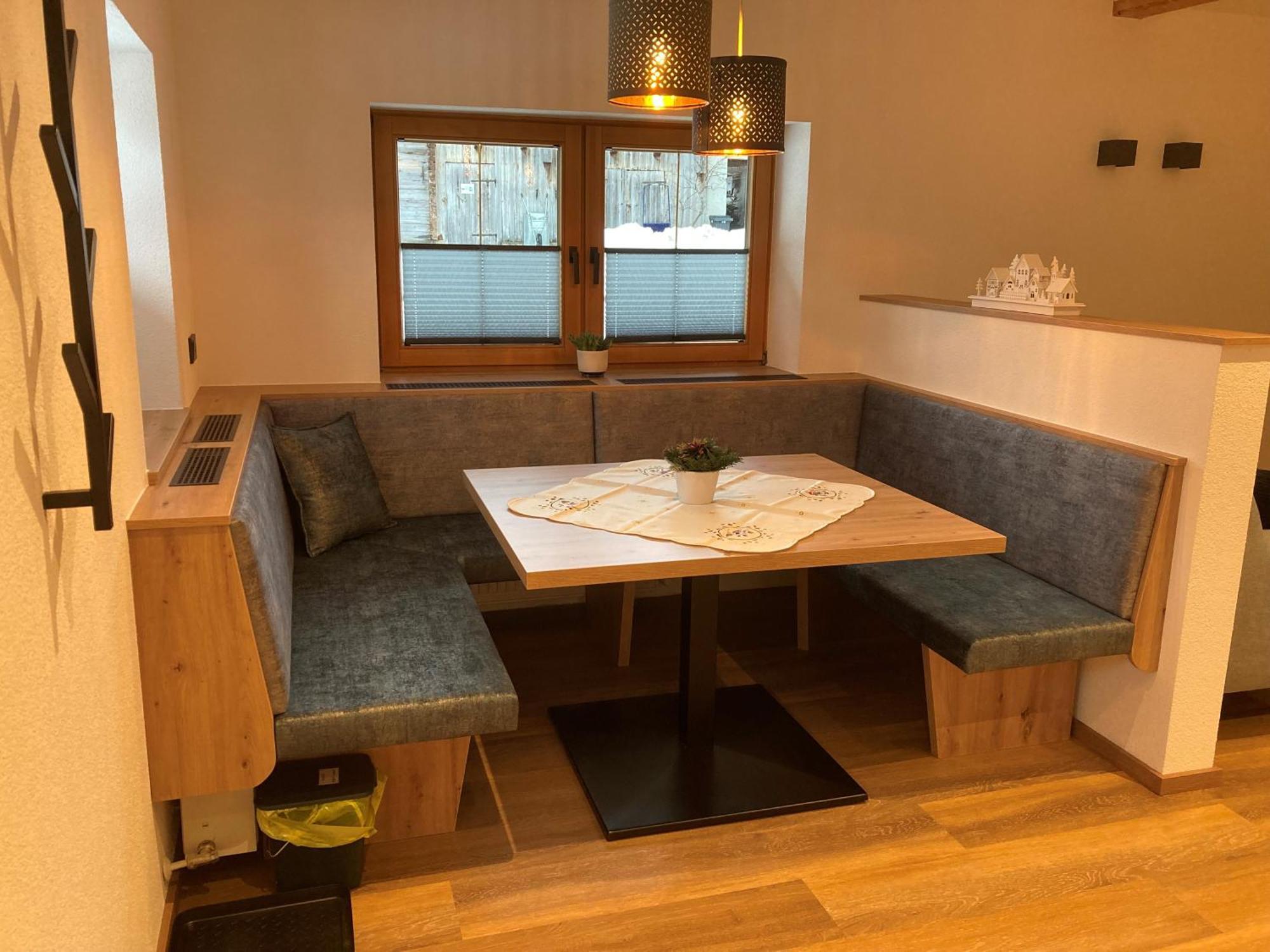 Peterlerhof Apartment Тукс Екстериор снимка